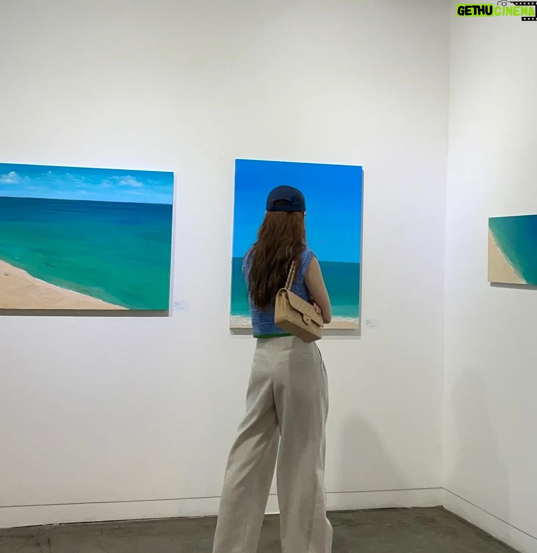 Yura Instagram - 개인전 와주신 모든분들 너무 너무 감사합니다❤️😊🙏 오늘부터 시작예요~♡ 더 열심히 하겠습니당😍🧡