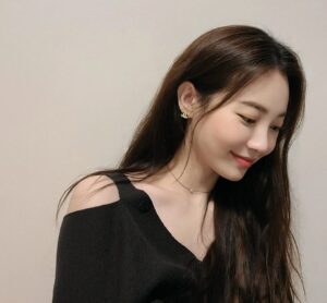 Yura Instagram - 😊🌸🌺🌼🌷🌹🍀🌻