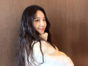 Yura Instagram - 🙂😃😆😁😗☃️