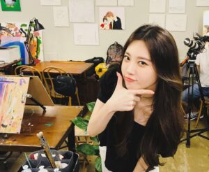 Yura Instagram - 오랜만에 촬영😋