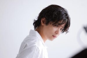 Yuta Jinguji Instagram - やっほー！
昨日の生配信とインスタライブ
ありがとね✌️
心拍数上がるくらい楽しかった！

これからアザーカット
たくさんあるから
少しずつ投稿していくね！

#洗剤のcmみたい