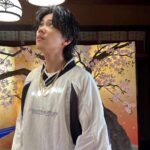 Yuta Jinguji Instagram – GOAT Dance Performance MVのオフショット🐐🐐🐐

このダンス史上最高に踊ってます🫡
一回一回の達成感半端ないし、笑っちゃうくらい楽しい❤️‍🔥

#Number_i_GOAT
