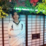 Yuta Jinguji Instagram – GOAT Dance Performance MVのオフショット🐐🐐🐐

このダンス史上最高に踊ってます🫡
一回一回の達成感半端ないし、笑っちゃうくらい楽しい❤️‍🔥

#Number_i_GOAT