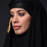 Zahra Habib Instagram - العباية وحدة من اجمل الاشياء اللي استمتع من البسها واحب البسها بطريقة صح 💚 #ايابه_شحياكم
