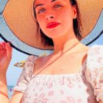 Zahra Habib Instagram - قليل من اجواء اول يوم بالعطلة الصيفية الاكل والبحر والخبال #زهراء_بن_ميم #تونس #العراق