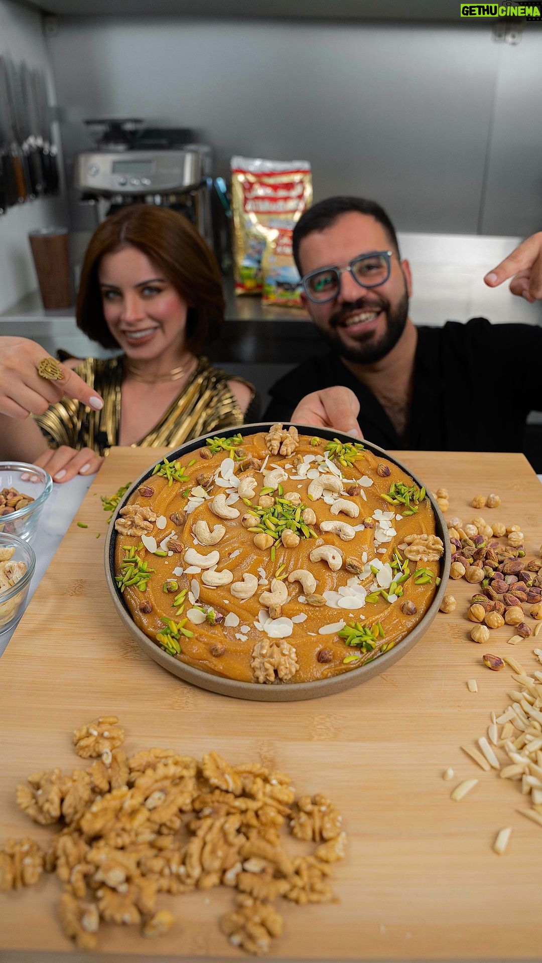 Zahra Habib - 284.7K Likes - حلاوة حليب عراقية مع زهراء بن ميم
المقادير :
1 كوب سكر أبيض
1/2 كوب مي
رشة ملح
1 ملعقة صغيرة فانيلا
1 كوب طحين
1 كوب حليب باودر
1 كوب زيت
للتزيين :
جوز
شرائح لوز
فستق
كاجو
الوصفة برعاية حليب المدهش
@almudhish.milkiraq
الأصالة في كل لحظاتنا