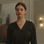 Zahra Habib Instagram - نعم؟ #سمر يمكن اخطر مما توقعنه الله يستر ياترى شنو رح يصير ان شاء الله تصحى على نفسها قبل ما توكع بشر الأنتقام #حيرة #زهراء_حبيب #زهراء_بن_ميم