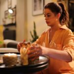 Zahra Habib Instagram - يا ترى شدتسوي سمر؟؟ #سمر #حيرة #زهراء_حبيب #زهراء_بن_ميم
