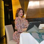 Zahra Habib Instagram - سمر تنتظركم اليوم ساعة 7 على قناتي mbc Iq Mbc drama 🌹 #حيرة