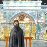 Zahra Habib Instagram - من الانسان يروح وقلبه حزين …. يدخل يمهم والدمع مليان العين ….. يبجي واهل البيت يسمعون الأنين …. من عمرك وهمك تنطي دقيقتين …. وهمه يعوضوك عنها سنين ….
