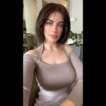Zahra Habib Instagram - احنا تلاثة في هذه الحكاية أني أسعى أمي تدعي وربي يسهل ماكو رابع