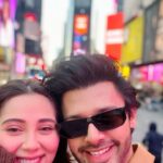 Zara Khan Instagram - @zarakhan X @stebinben X @tanishkbagchi Ek Tu hi Hai by @tseries.official