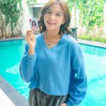 Zee JKT48 Instagram - Mau mencapai tujuan finansial kamu bersama JKT48 dan dapetin merchandise eksklusif? Buka rekening Tabungan Rencana JKT48 dari J Trust Bank! Kamu bisa koleksi photo card dengan ikut program Tabungan Rencana JKT48 selama 12 bulan. Ada beberapa pilihan setoran bulanan, dengan hadiah merchandise yang berbeda-beda, sepert UV sticker, magnetic sticker, photo frame, dan t-shirt. Masih ada bonus hadiah photo binder di akhir periode tabungan rencana kamu. Jangan lewatkan promosinya! Periode program hingga 31 Agustus 2024. Yuk, melompat bersamaku dan J Trust Bank buat raih tujuan finansial kamu! Kalau udah buka tabungannya, jangan lupa tag aku & @jtrustbank ya! #TabunganTor #TabunganRencanaJKT48 #JTrustBankXJKT48 #JumpTogether #JumpTogetherwithJKT48 #JKT48