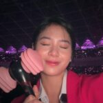 Zee JKT48 Instagram - first time watching a concert tapi duduk sndri pisah dari yg lain.. #bornpinkworldtour 🖤💓