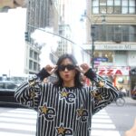 Zee JKT48 Instagram - fun day 🚕 KnitWear from @erigostore @erigostore X @tokopedia #ErigoXTokopedia #IndonesiaRepresent #NewYorkTakeOver Korean Town NYC