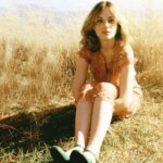 Zooey Deschanel Instagram - To all my fellow natural brunettes: did you also have a blonde phase?? Is this universal???