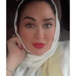Elham Hamidi Instagram - خدایا ماه رمضان تمام شد
سرنوشتمان را خیر بنویس، تقدیری مبارک.
.
عید سعید فطر مبارک باد. 
#الهام_حمیدی