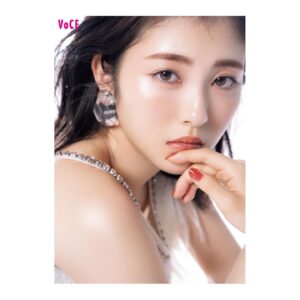 Minami Hamabe Instagram - VOCEあした発売!!
