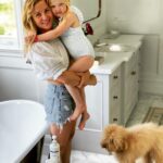 Jessica Capshaw Instagram - Bath time...is the best time!! Sometimes it’s a necessary cleaning situation and sometimes it’s a lounge around, tell stories and read books while in the bath situation. However it’s being served up it’s one of our favorite times. I was elated to see that @ivorysoap has a beautiful NEW line of Moisturizing Body Washes and Gentle Deodorant that are free of the stuff I’m trying to avoid. The deodorant is made without aluminum AND baking soda and the body washes are free of dyes, parabens & phthalates,  which makes for a genuinely CLEAN bath. Both products are available at Walmart- click the link in my bio to shop! #ivorypartner