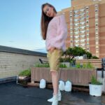 Lola Tung Instagram – 🦋🌸⚡️💙✨💖