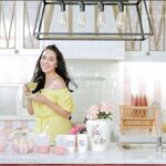 Julia Montes Instagram - I'm a home buddy type of girl...
Love ko mag cook/bake/maglinis/organize sa bahay but syempre may times na need ko na ng tulong ... my only trusted @ninjamadeph . 

📸 @niceprintphoto