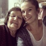 Burcu Biricik Instagram – Varlığına, sevgine, öğrettiklerine, üzerimizdeki emeğine bin şükür benim güzel ananem
🙏❤️