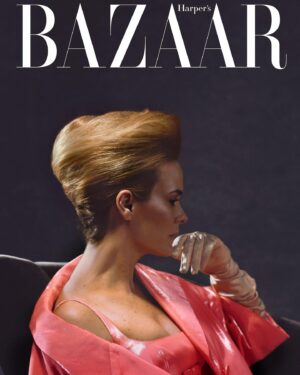 Sarah Paulson Instagram - This is a wild one for me — one of my favorite magazines, @HarpersBazaarUS, has me as their October cover girl... cover woman... cover HUMAN. I’m their October cover human!! I used to line the walls of my bedroom with images from fashion magazines, many of them from Harper’s. As if this weren’t enough to blow my mind, I learned that the great @RoxaneGay74 would be writing the piece. I have never been interviewed by a writer I admired so ardently. To say I was grateful for the opportunity to talk so openly, with such a singular talent would be an understatement. Thank you for having me Harper’s Bazaar! Link in bio. 

Magazine: @harpersbazaarus
Writer: @roxanegay74
Photographer: @samtaylorjohnson
Fashion Editor: @paulcavaco
Hair: @hairbyadir
Makeup: @adambreuchaud
Manicure: @nailsbyemikudo