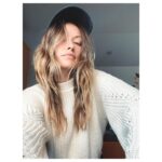 Olivia Wilde Instagram - Sweatah weathah. @lalignenyc ❣️