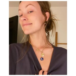 Olivia Wilde Instagram - ❤️ @foundrae ❤️ @stannestoday ❤️ @brokenenglishjewelry #AllRise