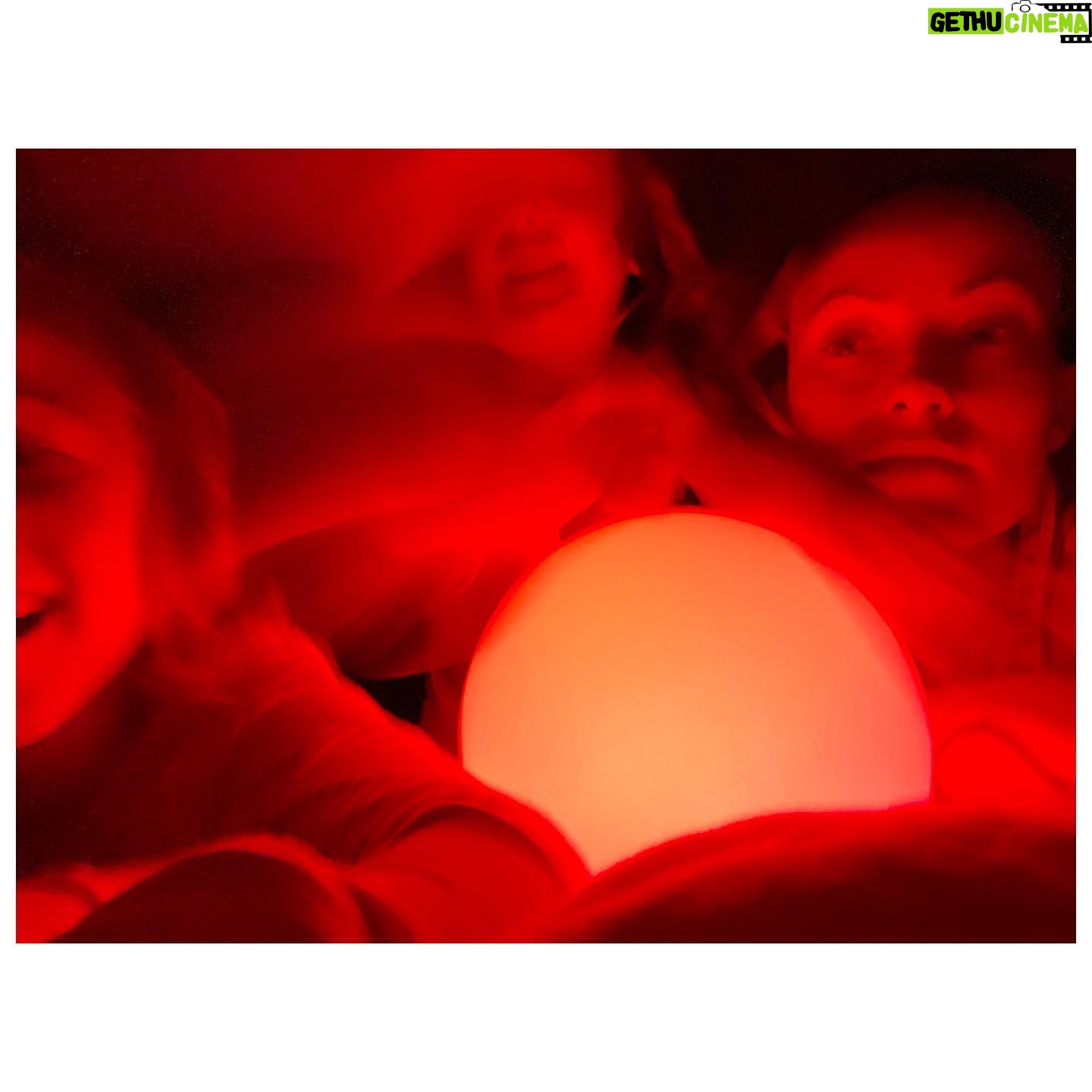 Olivia Wilde Instagram - Friday night baybeee.