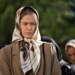Burcu Biricik Instagram – Ahhh nihayet paylaşacak bir kaç fotoğrafımız oldu 🥳💃 
#fatma 😍❤️🍀
@netflixturkiye @ideafilmcreatives