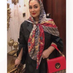 Elham Hamidi Instagram - .
حیف که گاهی یادمان میرود بسیاری از آنچه امروز داریم
همان هايى بودند
که فکر میکردیم
هيچ وقت نمی شنود
.
.
.
.
#elhamhamidi #elhamhamidiiii #الهام_حمیدی
