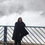 Elham Hamidi Instagram - در شهر خوب و با صفای گلپایگان که مردمی دوست داشتنی داره و کلی کباب و لبنیات  خوشمزه ، در کنار سد پر از آب گلپایگان که با وزش باد و وجود  ابر این چنین، آب پرفشار سد ،صحنه زیبایی را خلق کرد.#کباب#گلپایگان#لبنیات#سد#