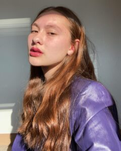 Lola Tung Instagram - 💟