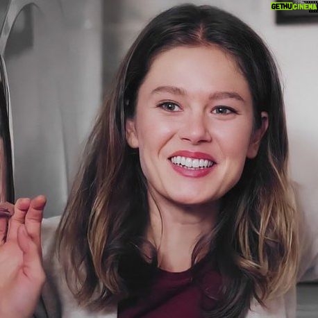 Burcu Biricik Instagram - Hepsi benim bebeklerim ❤️🎈
Hepsini aşırı seviyorum🦋
#Repost
@kokarcamedya
・・・
Burcu Biricik ve onunla hayat bulan karakterler; Kimi zaman bizi ağlattı, kimi zaman güldürdü, şaşırttı... Sizin en favori Burcu Biricik karakteriniz hangisi? 😍🤔
#kokarcamedya #burcubiricik #sinema #dizi