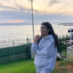 Özge Yağız Instagram – 🧡