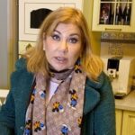 Marina Fedunkiv Instagram - До Нового года осталось всего ничего! Вы уже начали к нему готовиться? А желания, которые обязательно должны сбыться в 2021-м, загадали? Я вот себе загадала отправиться в путешествие, отдохнуть от перипетий года уходящего... и не просто загадала, а начала реализовывать! При помощи «Простоквашино» @prostokvashino_russia и магазинов «Лента» @lenta_com, конечно же. И у вас есть такая возможность! Обязательно ей воспользуйтесь: нужно всего лишь купить от 3 любых продуктов «Простоквашино» в сети магазинов «Лента»! Лично я скупила много, чтобы и на все праздники хватило вкусных продуктов от #Простоквашино, и шансы отправиться в путешествие увеличились!👌🏻
⠀
#ГотовьПраздник

#маринафедункив #федункив #простоквашино  #новогодняя #лента #праздниккнамприходит #актриса #певица #юмор #прикол #ржака  #comedywoman #шоу #реальныепацаны #федункинмаклауд #пожилойблоггер