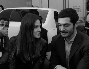 Alina Boz Instagram - @marasli 📷 2.Bölüm Bugün @atvturkiye ‘de 🖤