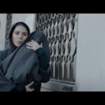 Sahar Dolatshahi Instagram - رونمایی از تیزر «خط فرضی» در آستانه نمایش در جشنواره فیلم فجر
.
فیلم سینمایی «خط فرضی» به نویسندگی و کارگردانی فرنوش صمدی و تهیه‌کنندگی علی مصفا در کنار ۱۵ فیلم منتخب دیگر در بخش سودای سیمرغ سی و نهمین جشنواره فیلم فجر نمایش داده می‌شود
.
بازیگران: سحر دولتشاهی، پژمان جمشیدی، حسن پورشیرازی، آزیتا حاجیان، امیررضا رنجبران، صدف عسگری، محمد حیدری و بازیگر خردسال آیلین جاهد
.
لیست عوامل اصلی «خط فرضی» به شرح زیر است: ‎نویسنده و کارگردان: فرنوش صمدی، تهیه کننده: علی مصفا، سرمایه گذار: درسای شفیعی، مشاور کارگردان: مانی حقیقی، جانشین تهیه کننده و مجری طرح: ماهان حیدری، مدیر فیلمبرداری: مسعود سلامی، تدوینگر: میثم مولایی، صداگذار: امیر حسین قاسمی، آهنگساز: پیمان یزدانیان، صدابردار: امیر نوبخت، طراح گریم: مهرداد میرکیانی، طراح صحنه: سیامک کاری‌نژاد، طراح لباس: سارا خالدی، مدیر تولید: جواد راهزانی، برنامه ریز و دستیار اول کارگردان: چاوش هنرآموز، جانشین تولید: سعید مسرور، عکاس: حبیب مجیدی، منشی صحنه: غزل رشیدی، برنامه ریز بخش شمال: آرش نعیمیان، طراح جلوه‌های ویژه میدانی: آرش آقابیک، جلوه‌های ویژه بصری: بیتا اخلاقی، اصلاح رنگ و نور: فرهاد قدسی، مدیر رسانه: علی پاکزاد، مدیر تبلیغات مجازی: محمد حیدری
.
سی و نهمین جشنواره فیلم فجر از ۱۲ تا ۲۲ بهمن برگزار می‌شود و برای خرید بلیط می‌توانید هم‌اکنون به سایت‌های سینماتیکت یا ایران‌تیک مراجعه کنید