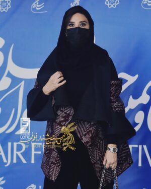 Sahar Dolatshahi Instagram - اکران و نشست خبری فیلم «خط فرضی» در جشنواره فیلم فجر/ برج میلاد  ممنونم از :
@nazaninsafaofficial  Stylist  @nazgol_sadraee  @shimer.beautysalon