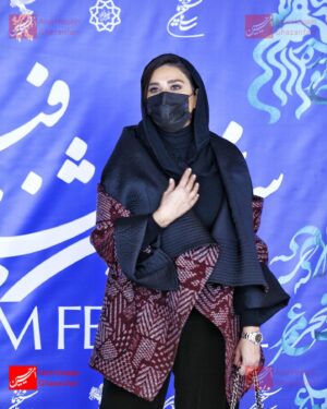 Sahar Dolatshahi Instagram - اکران و نشست خبری فیلم «خط فرضی» در جشنواره فیلم فجر/ برج میلاد  ممنونم از :
@nazaninsafaofficial  Stylist  @nazgol_sadraee  @shimer.beautysalon