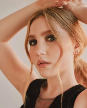Ella Anderson Instagram - ⛓🕯🎱
@shanemccauley 
@claytonhawkins 
@lorencanbymakeup