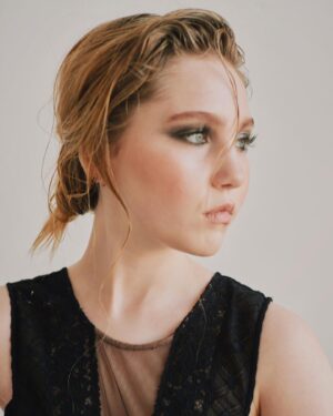 Ella Anderson Instagram - ⛓🕯🎱
@shanemccauley 
@claytonhawkins 
@lorencanbymakeup