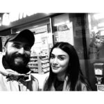 Özge Yağız Instagram – @sol.yanimdizi bu akşam💜
bizlere eşlik ettiğiniz için minnettarız…
yeniden kavuşmak üzere🪁