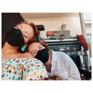 Olivia Wilde Instagram - Happiness is nothing if not shared. Same goes for success. And also guacamole but that’s for another time. I’m here to discuss my friend - and producing/writing/cuddling partner - @katierosesilberman. After Booksmart, Katie could have done anything she damn well wanted, and yet agreed to come on board Don’t Worry Darling - one of the more challenging and complex restructuring and inventing jobs we’ve ever experienced. I told her I was thinking about acting in it too (insanity red flag) and she told me to go for it, and that she’d have my back every step of the way. And she MEANT IT. As producers, we pitched the hell out of this movie, navigated an 18 studio bidding war, dug into rewriting, survived every kind of set-back you can imagine, and ultimately ended up with a movie we are deeply proud of. Directing is the best job in the world, but there is nothing better than working with a brilliant writer/producer who is always willing to evolve with the project, from casting to the final edit. It’s no secret Katie is the kindest, most prolific, fastest, most versatile screenwriter in Hollywood. But most of you don’t know how incredible it feels to be her best friend. She is also an extraordinary mother. She is basically a Nora Ephron fantasy and I’m so lucky to warm my heart in her glow.  She has scraped me off the floor this year in more ways than one, and I’m so grateful for her faith in me, every single day. You’re the 🐐 @katierosesilberman . Talk to you in 5 mins. #dontworrydarling