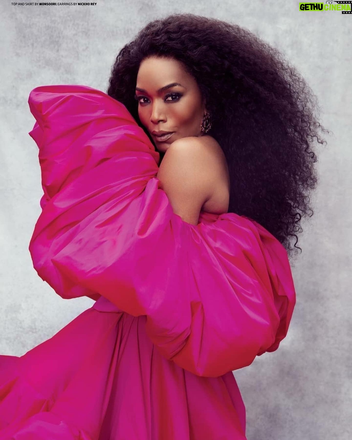 Angela Bassett - 144.6K Likes - Honored! Thanks @televisionacad Magazine photo @johnrussophoto makeup @dandremichael hair @hairjunkierandy style @jlynnstyle18