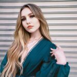 Ella Anderson Instagram - swipe for a little peek of the fun stuff in the works with 
@mrenriquemelendez (style)
@claytonhawkins (hair)
@lorencanbymakeup (mu)
 👀🧪🪲🪲🍃