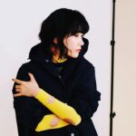 Asami Mizukawa Instagram - 東京とNYでリモート撮影するという初めての体験をしました💻📸プラダ公式で順次公開するそう。是非💫

2月25日22時より、ミウッチャ・プラダとラフ・シモンズによる　2021年秋冬レディスコレクションをオンラインで配信します。 #プラダ ジャパンの公式ツイッターまたはPrada.comでご覧ください。

Miuccia Prada and Raf Simons present
PradaFW21 womenswear collection
February 25th 2021
2pm cet
View the show at Prada.com

#PradaFW21