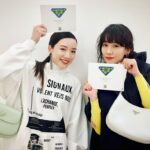 Asami Mizukawa Instagram - 久々に芽郁ちゃんとも会えた🤍今夜のショー楽しみ🤍

2月25日22時より、ミウッチャ・プラダとラフ・シモンズによる　2021年秋冬レディスコレクションをオンラインで配信します。 #プラダ ジャパンの公式ツイッターまたはPrada.comでご覧ください。

Miuccia Prada and Raf Simons present
PradaFW21 womenswear collection
February 25th 2021
2pm cet
View the show at Prada.com

#PradaFW21