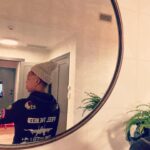 Samira Wiley Instagram - Me outchea tryna make back selfies a thing.